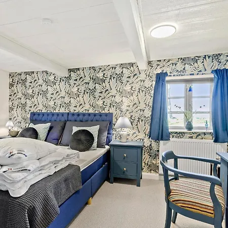 5 Bedroom Beautiful In 펜션