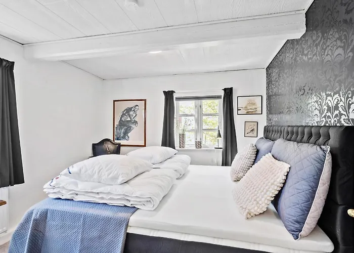 5 Bedroom Beautiful In Vakantiehuis